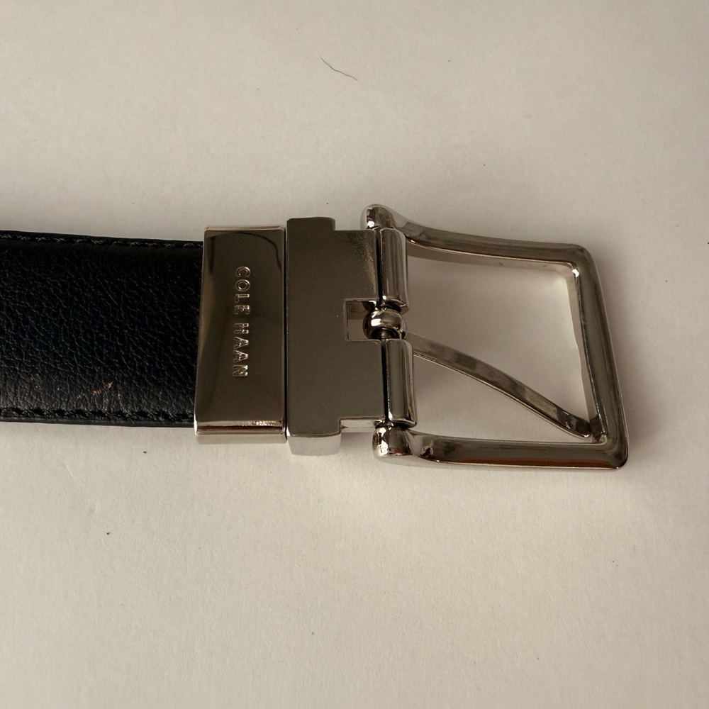 Cole Haan Mens Belt L 38 - 40" Reversible‎ Tan/Black Leather Embossed Edge Large - Picture 2 of 3